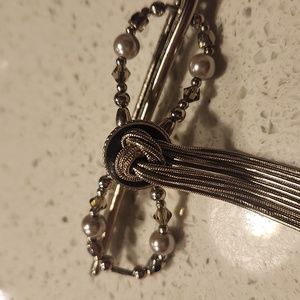 Lilla Rose dangle hair clip